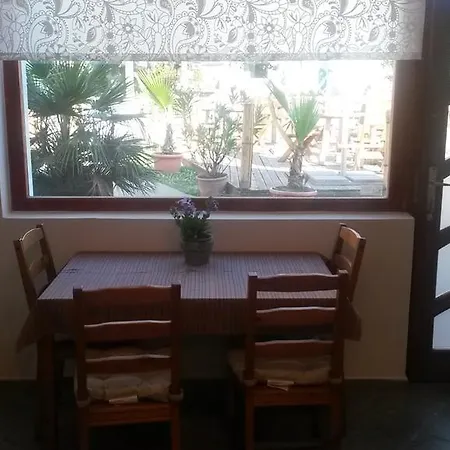 Zulu Cafe Apartment Retsag Exterior photo
